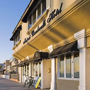 Newport Hotel