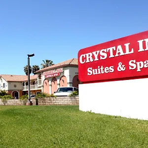 Crystal & Spas Motel