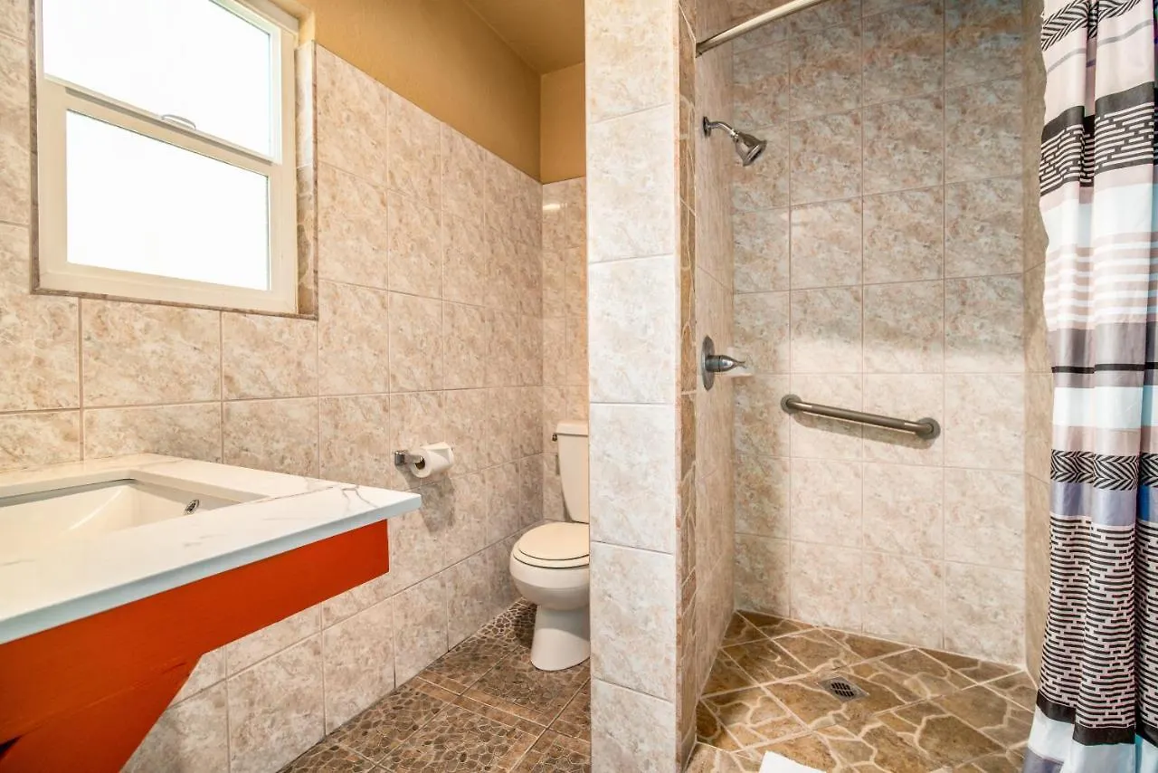 Geneva Motel Inglewood 2*,  United States